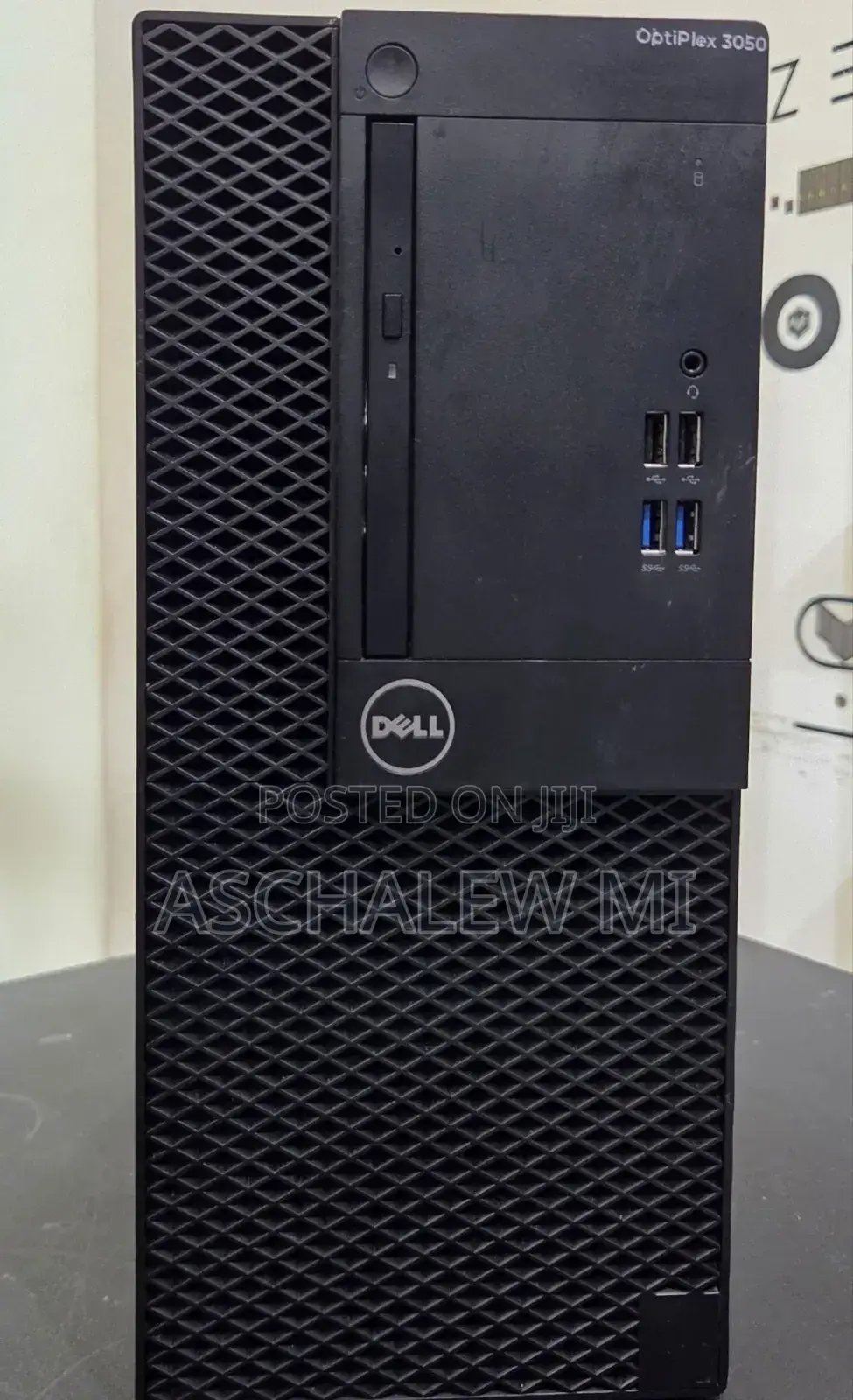 New Desktop Computer Dell OptiPlex 3050 4GB Intel Core i5 HDD 500GB