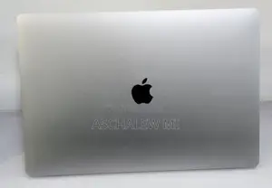 New Laptop Apple MacBook Pro 2018 32GB Intel Core i9 SSD 512GB