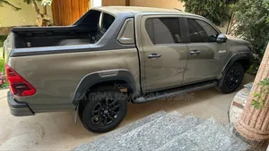Toyota Hilux 2021 Teal