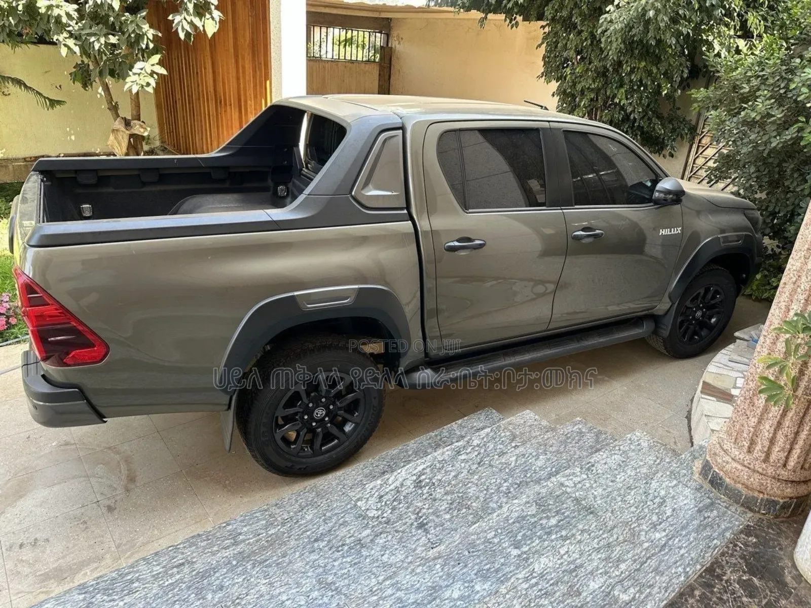 Toyota Hilux 2021 Teal