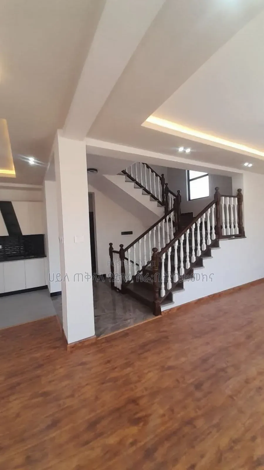 Furnished 8bdrm Townhouse/Terrace in Ayat Zone Inside, Yeka for sale