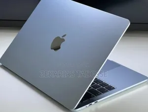 New Laptop Apple MacBook Air 2025 M4 13-inch 16GB Apple M4 SSD 256GB