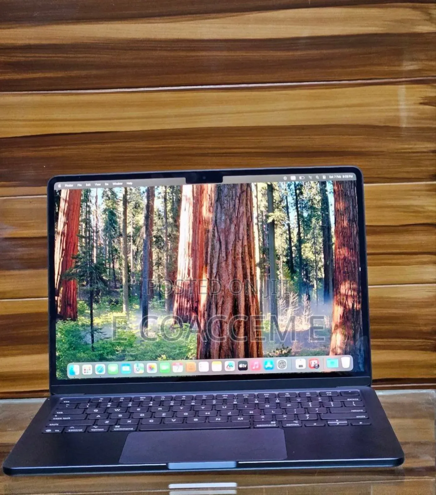 New Laptop Apple MacBook 16GB Apple M4 SSD 256GB
