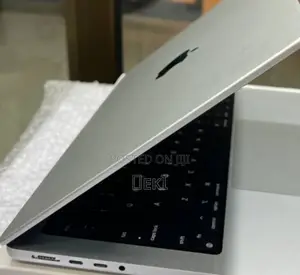 New Laptop Apple MacBook Pro M1 16GB Apple M1 SSD 512GB