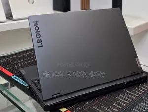 New Laptop Lenovo Legion Pro 7 48GB Intel Core i9 SSD 1T