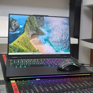 New Laptop Lenovo Legion Pro 7 48GB Intel Core i9 SSD 1T