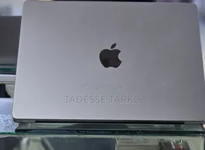 New Laptop Apple MacBook Pro 2021 M1 16GB Apple M1 Pro SSD 1T