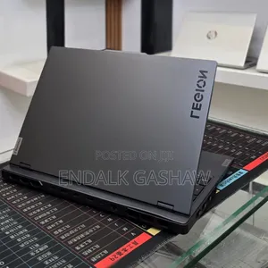 New Laptop Lenovo Legion Pro 7 48GB Intel Core i9 SSD 1T