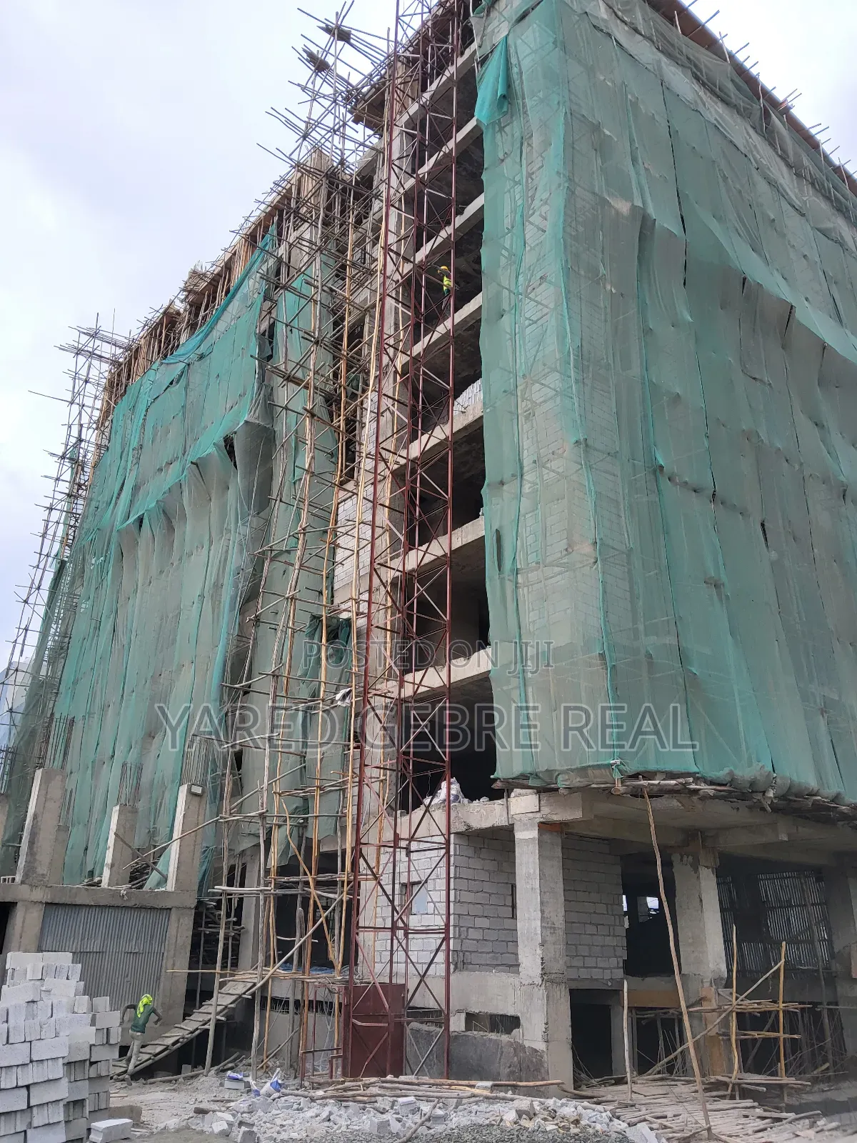 2bdrm Apartment In ሀይ ራይዝ ሪል እስቴት, Yeka For Sale