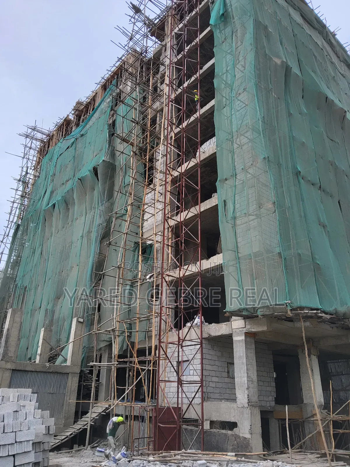 2bdrm Apartment In ሀይ ራይዝ ሪል እስቴት, Yeka For Sale