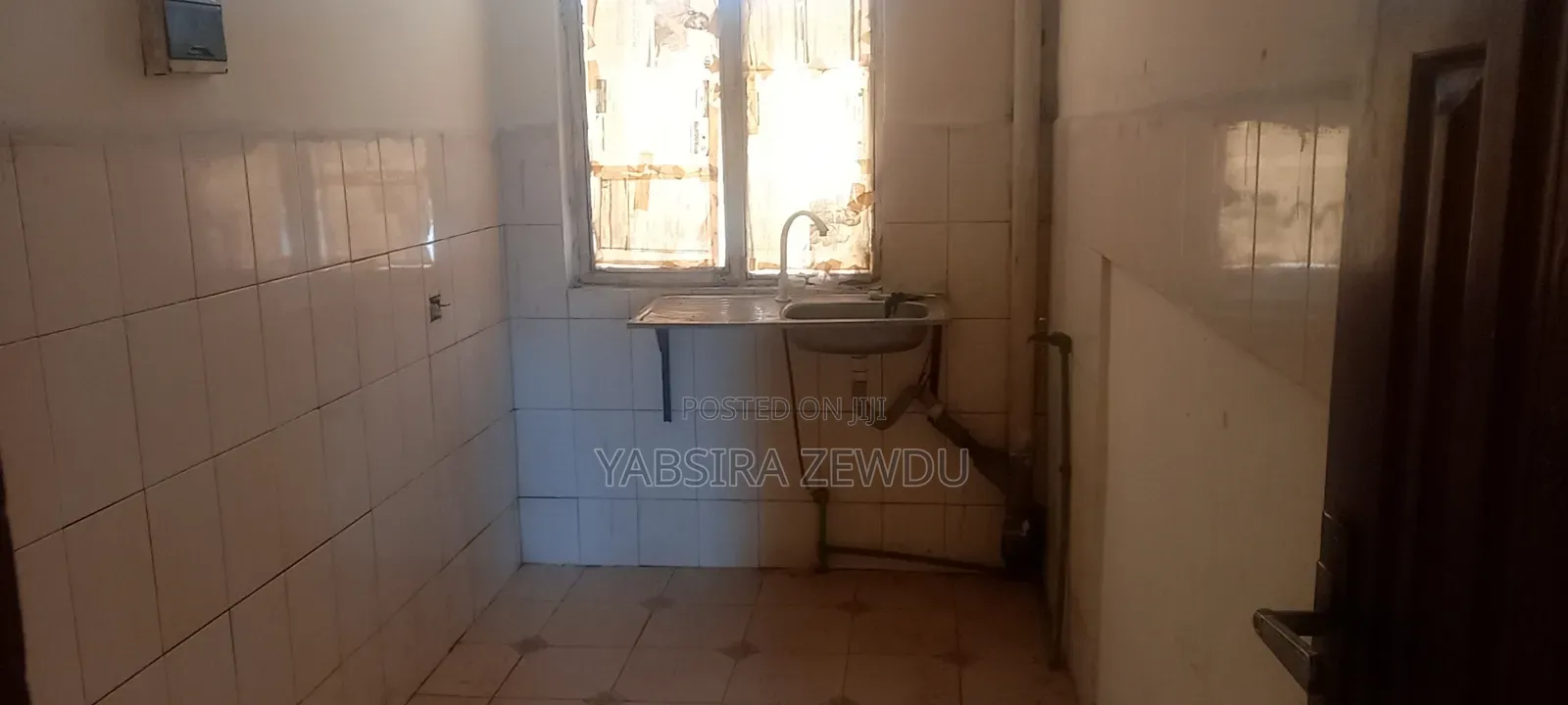 Furnished 2bdrm House in Akaky Kaliti for sale