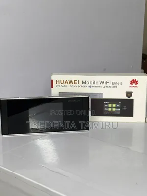 Huawei Elite 5 Touch Screen Portable Wifi Router