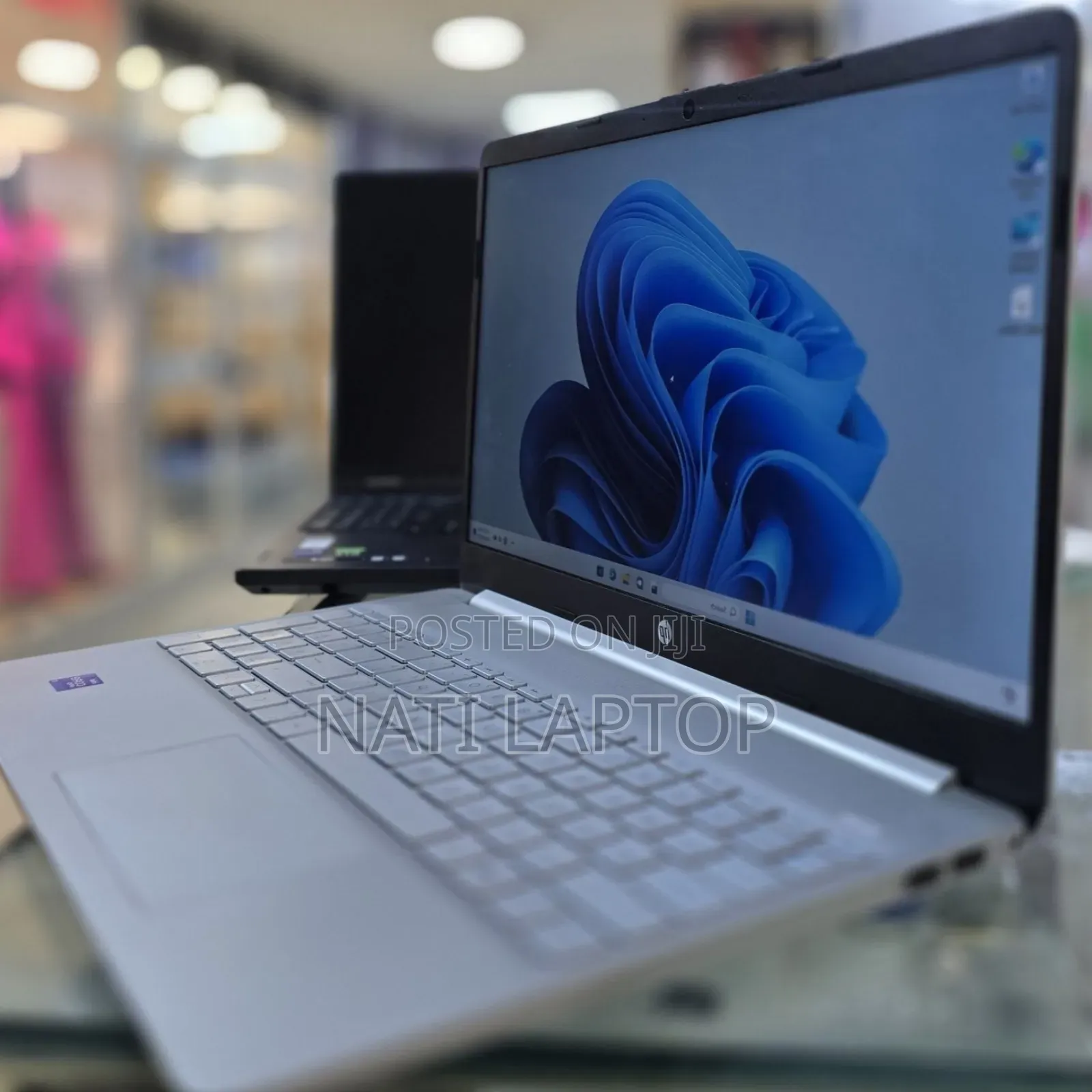 New Laptop HP Stream Notebook 8GB Intel Core i7 SSD 512GB