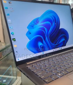 New Laptop Lenovo Yoga 7 15ITL5 16GB AMD Ryzen 7 SSD 512GB
