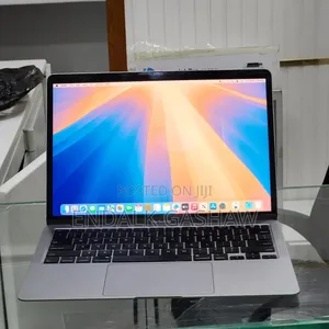 New Laptop Apple MacBook Air 2020 8GB Intel Core i3 SSD 256GB