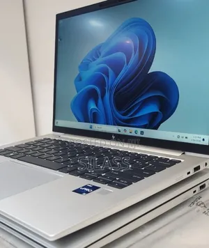 New Laptop HP EliteBook 840 G9 16GB Intel Core i5 SSD 512GB