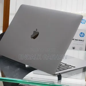 New Laptop Apple MacBook Air 2020 8GB Intel Core i3 SSD 256GB