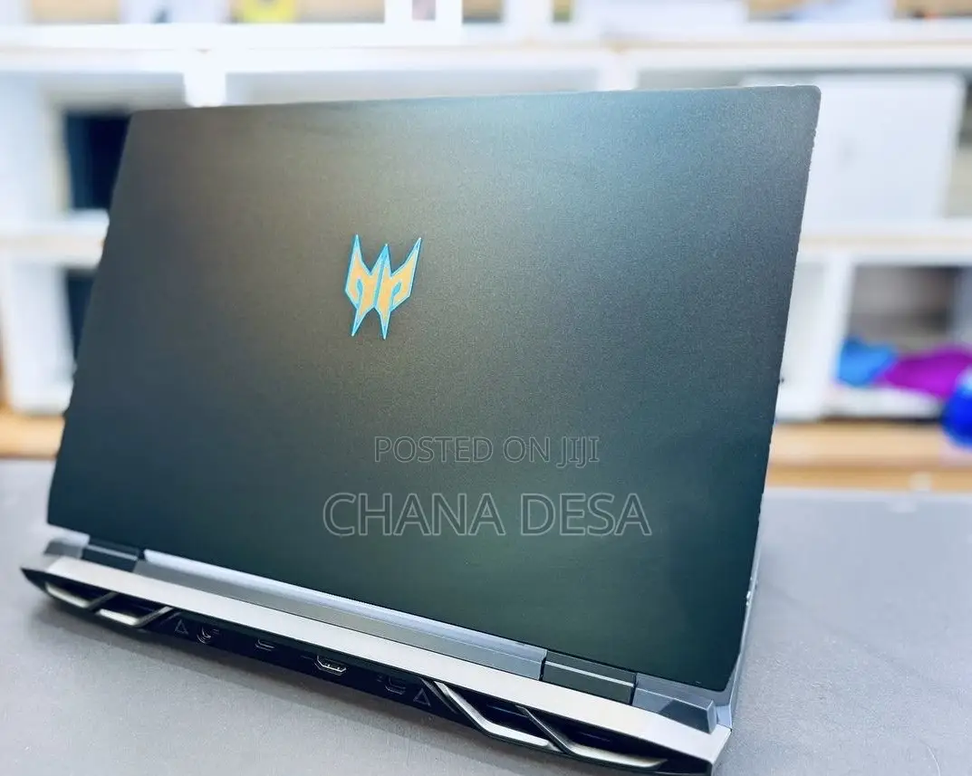 New Laptop Acer Predator Helios 300 16GB Intel Core i9 SSD 512GB