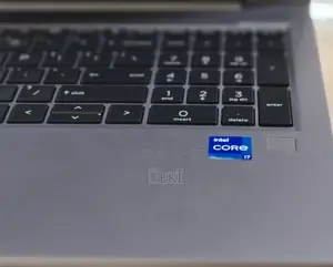 New Laptop HP ZBook Studio G8 16GB Intel Core i7 SSD 512GB