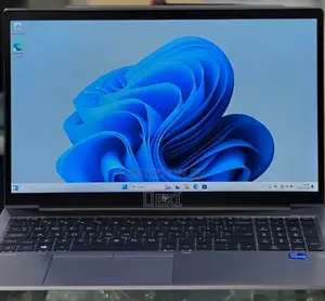 New Laptop HP ZBook Studio G8 16GB Intel Core i7 SSD 512GB