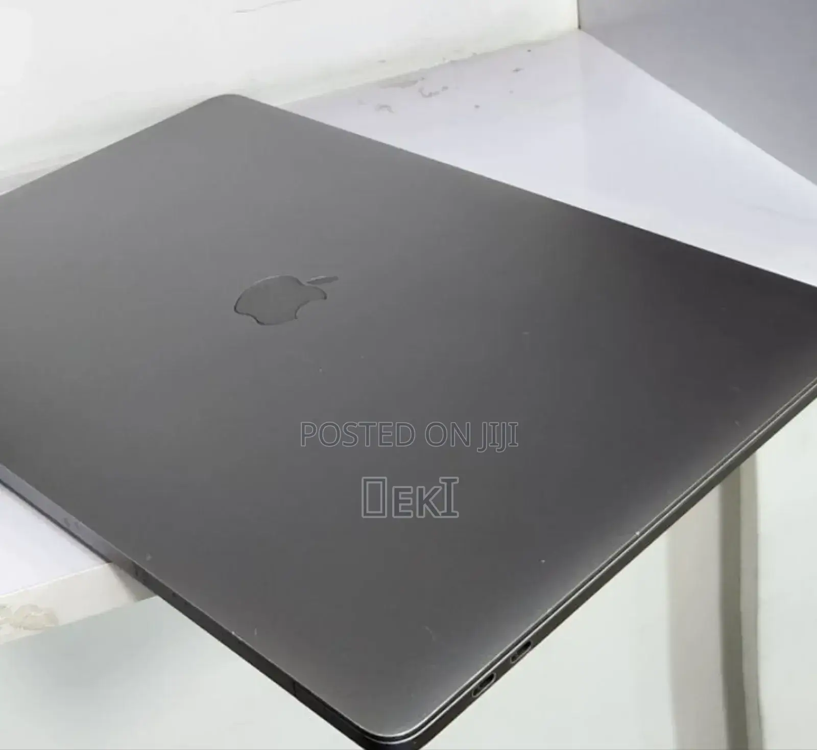 Laptop Apple MacBook Pro 2016 16GB Intel Core i7 SSD 512GB