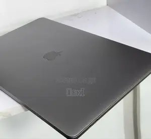 Laptop Apple MacBook Pro 2016 16GB Intel Core i7 SSD 512GB