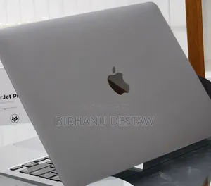 New Laptop Apple MacBook Air 2020 8GB Intel Core i3 SSD 256GB