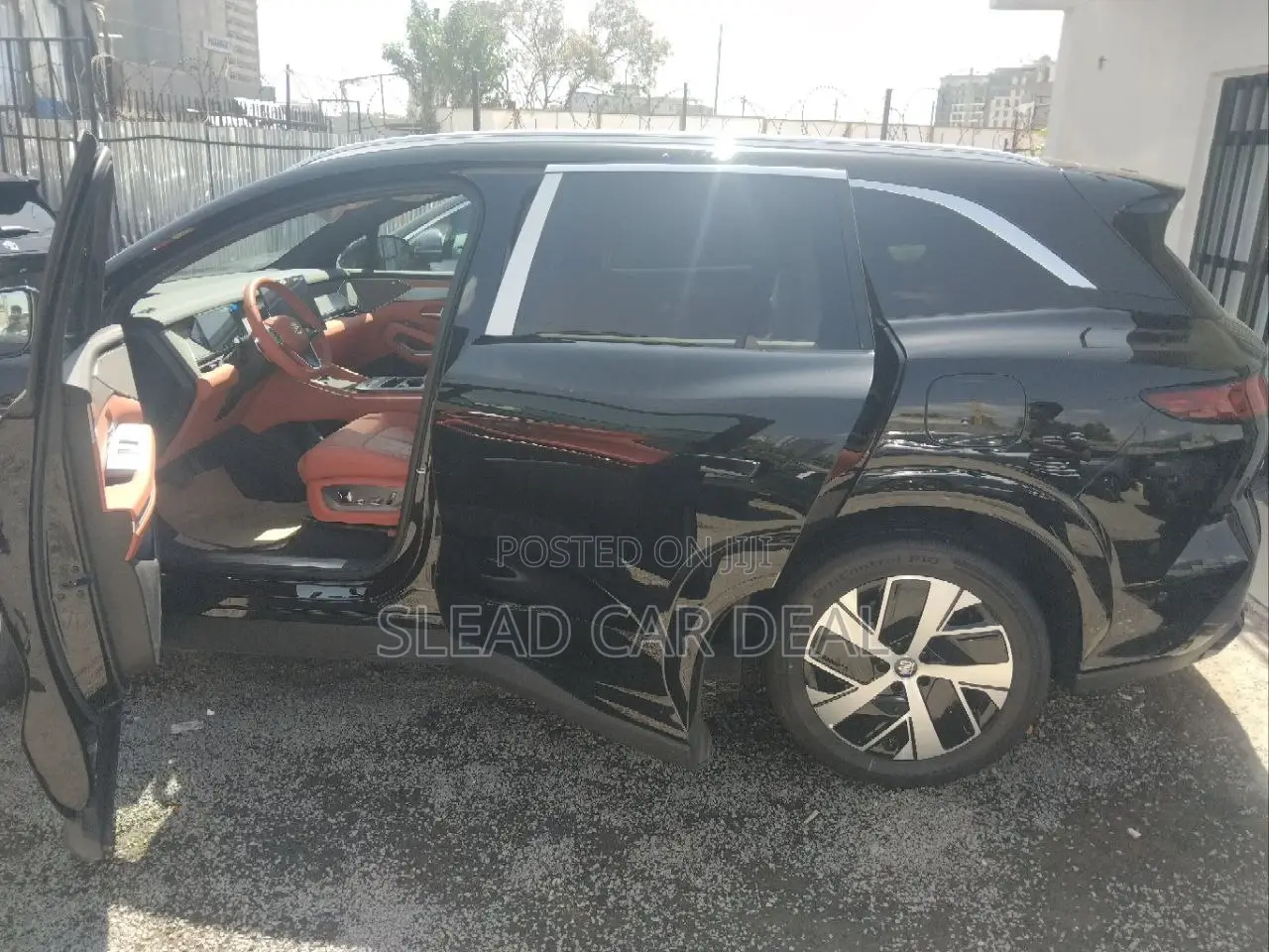 New BYD Tang DM-i 2025 Black