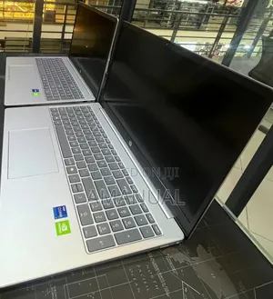 New Laptop HP Stream Notebook 8GB Intel Core i7 SSD 512GB