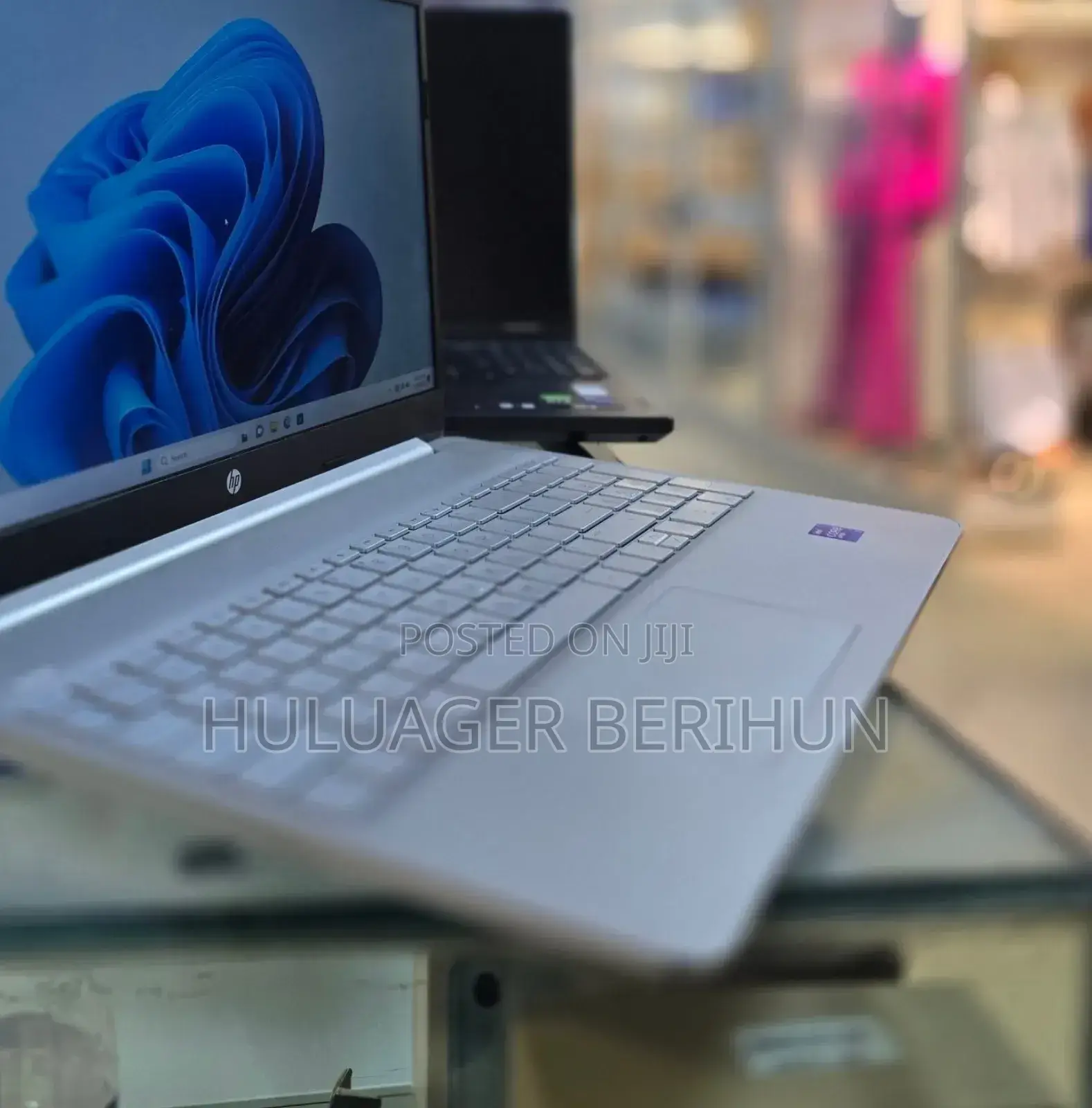 New Laptop HP Stream Notebook 8GB Intel Core i7 SSD 512GB
