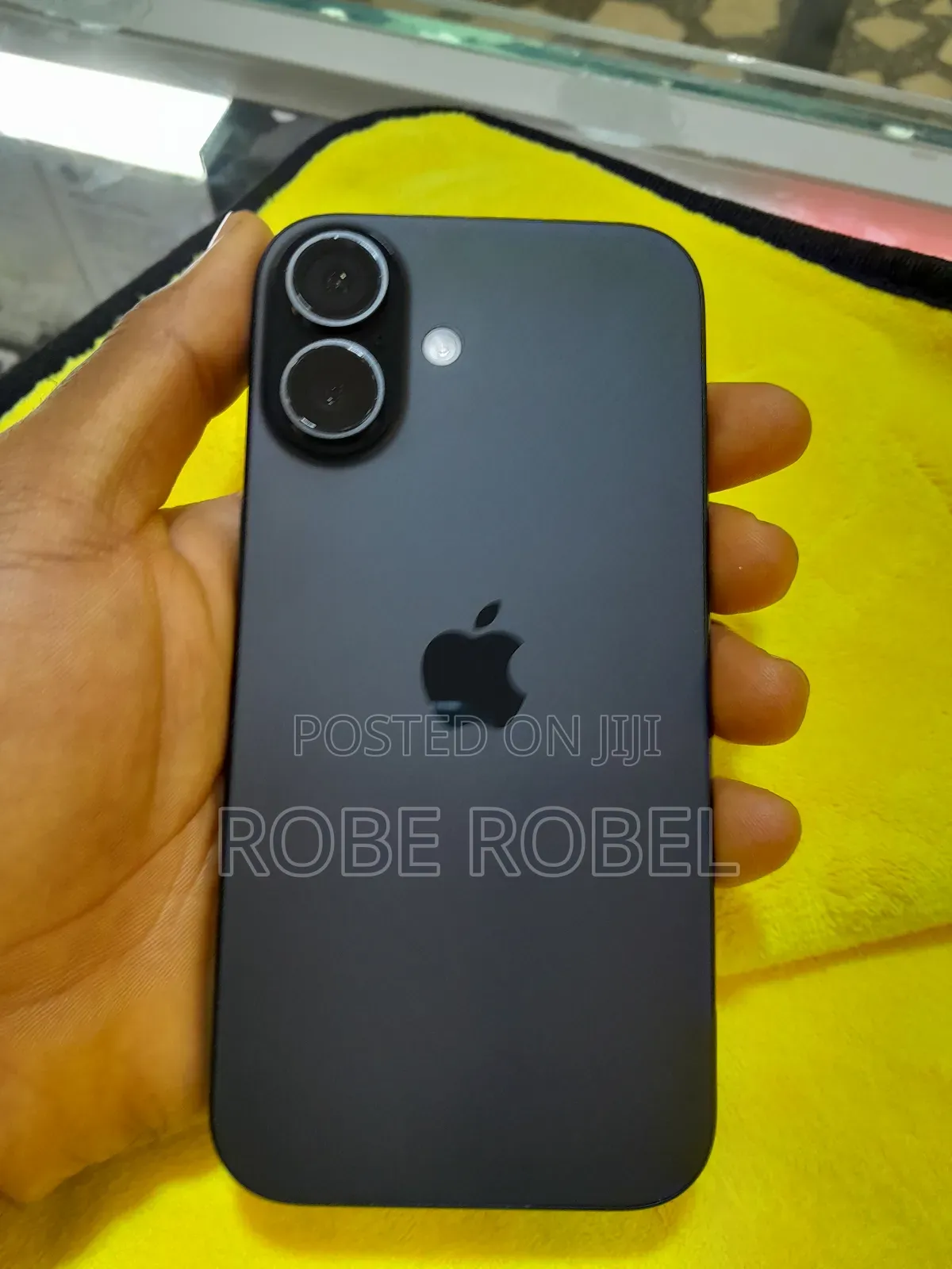 New Apple iPhone 16 256 GB Black