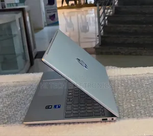 New Laptop HP Stream Notebook 16GB Intel Core i7 SSD 1T