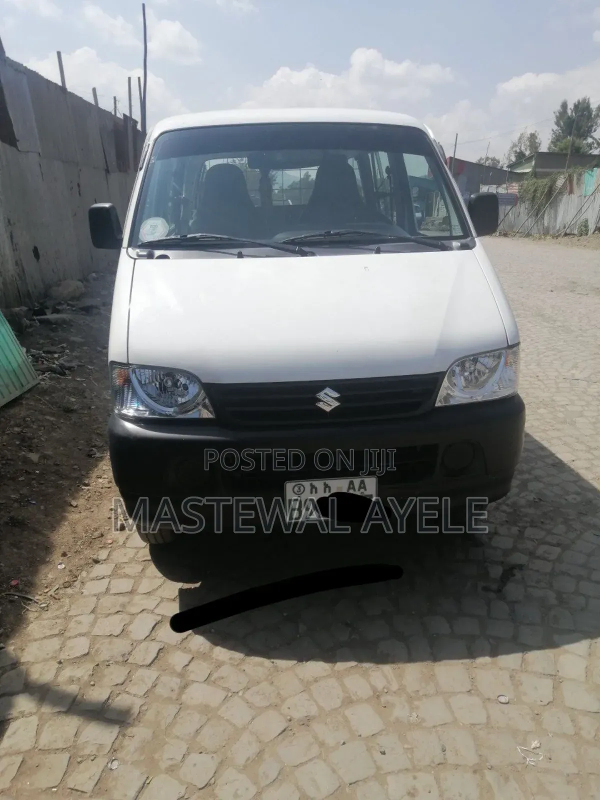 Suzuki Eeco 2024 White