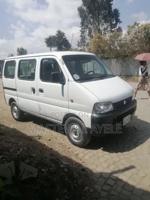 Suzuki Eeco 2024 White