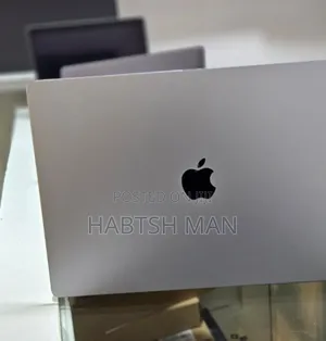 New Laptop Apple MacBook Pro M1 32GB Apple M1 SSD 1T