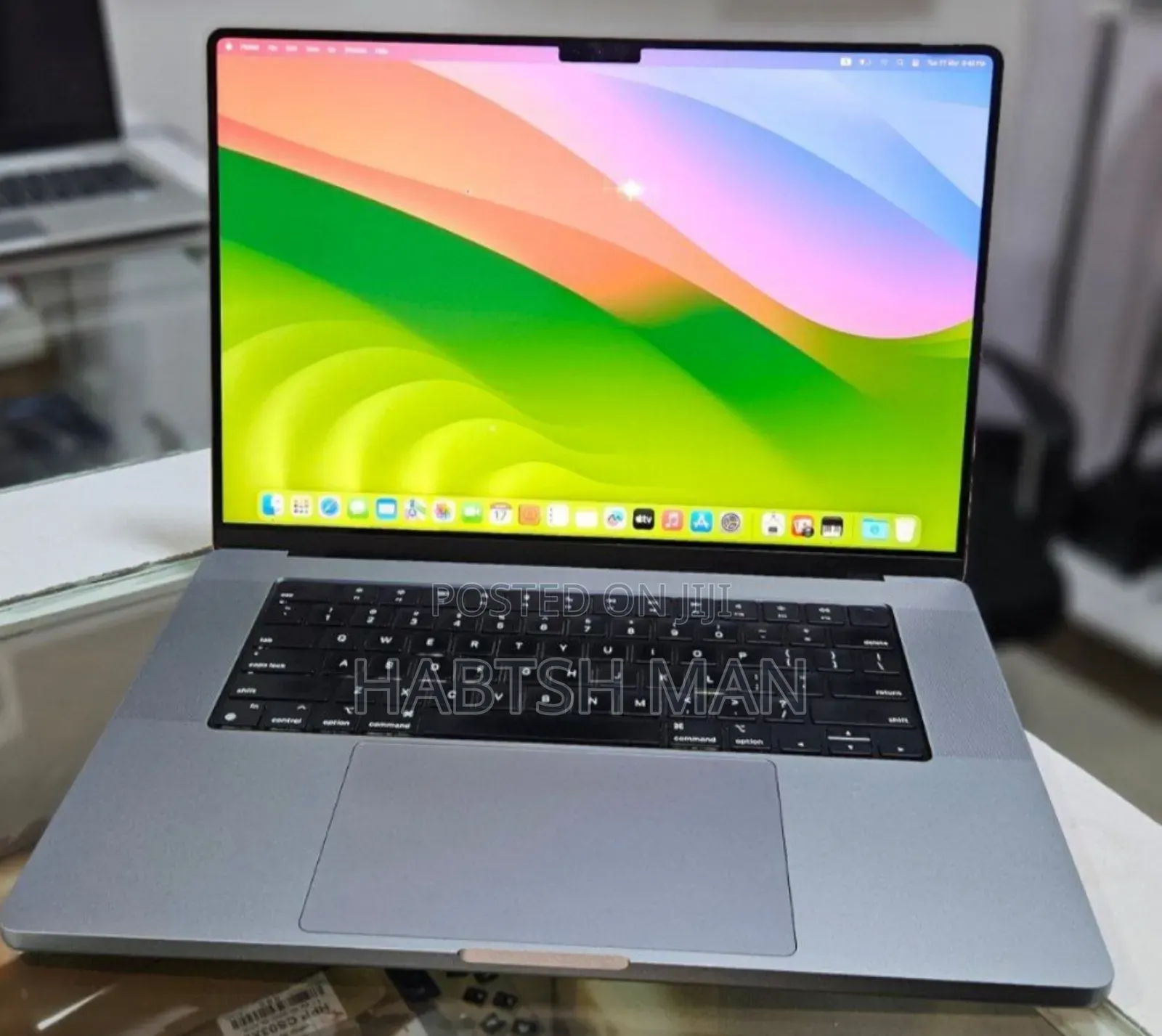 New Laptop Apple MacBook Pro M1 32GB Apple M1 SSD 1T