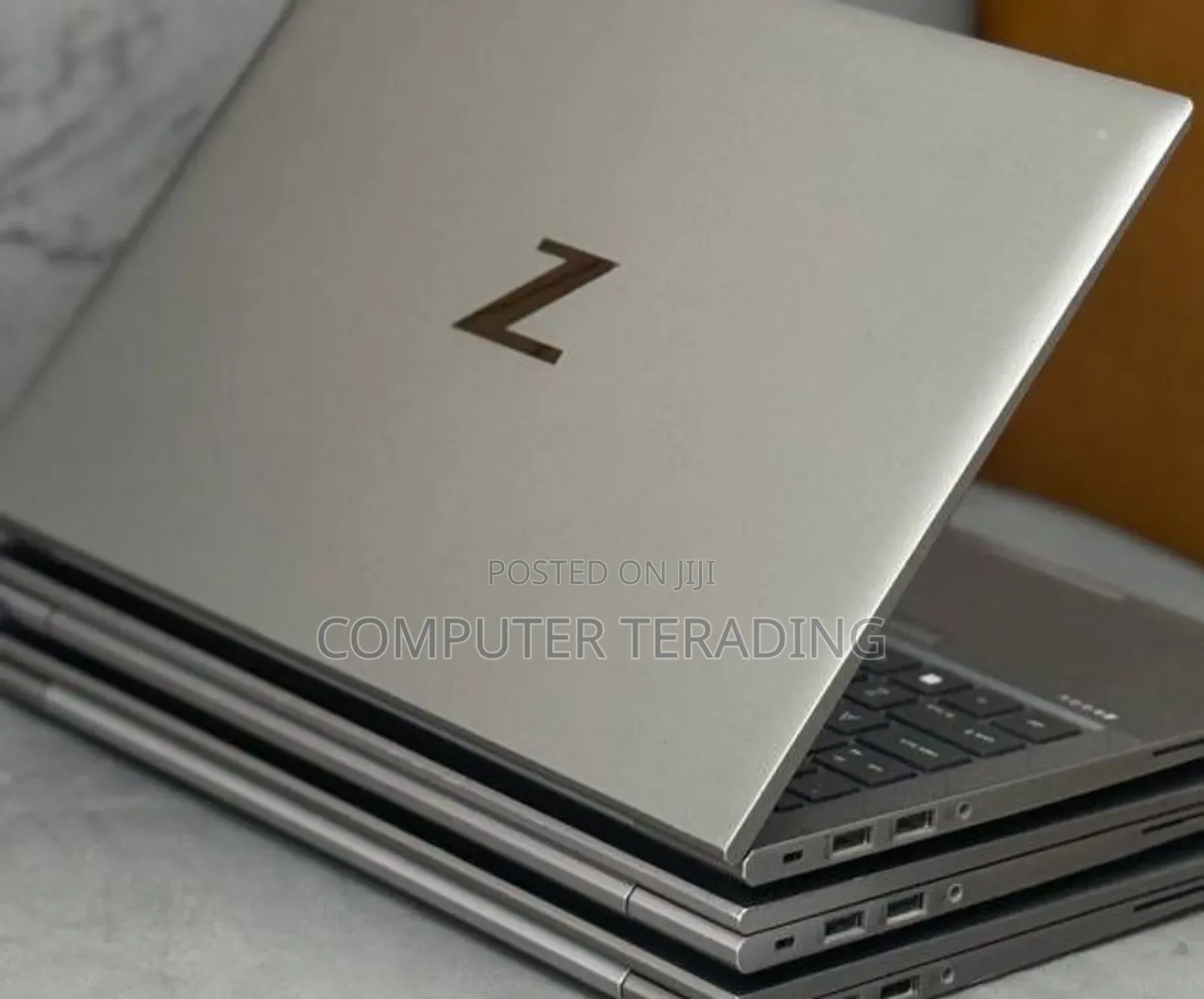 New Laptop HP ZBook Firefly 14 G7 16GB Intel Core i7 SSD 512GB
