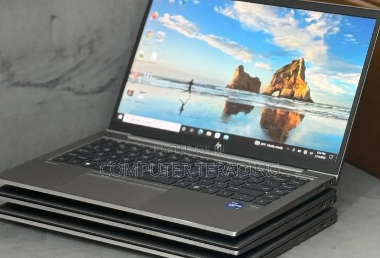 New Laptop HP ZBook Firefly 14 G7 16GB Intel Core i7 SSD 512GB