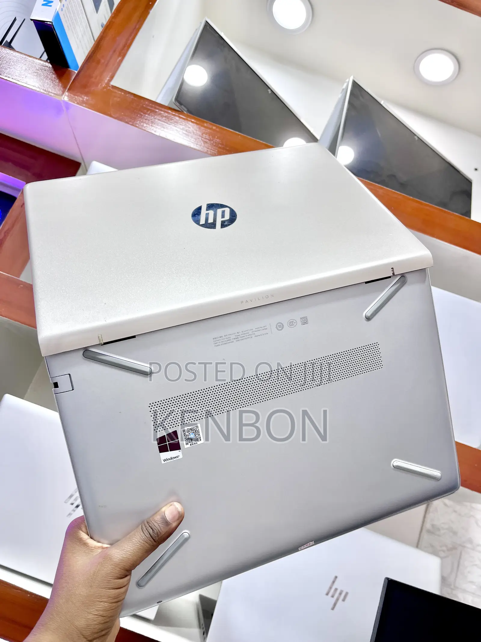 New Laptop HP Pavilion 14 8GB Intel Core i5 SSD 512GB