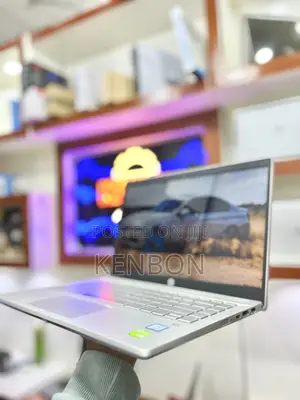 New Laptop HP Pavilion 14 8GB Intel Core i7 SSD 512GB