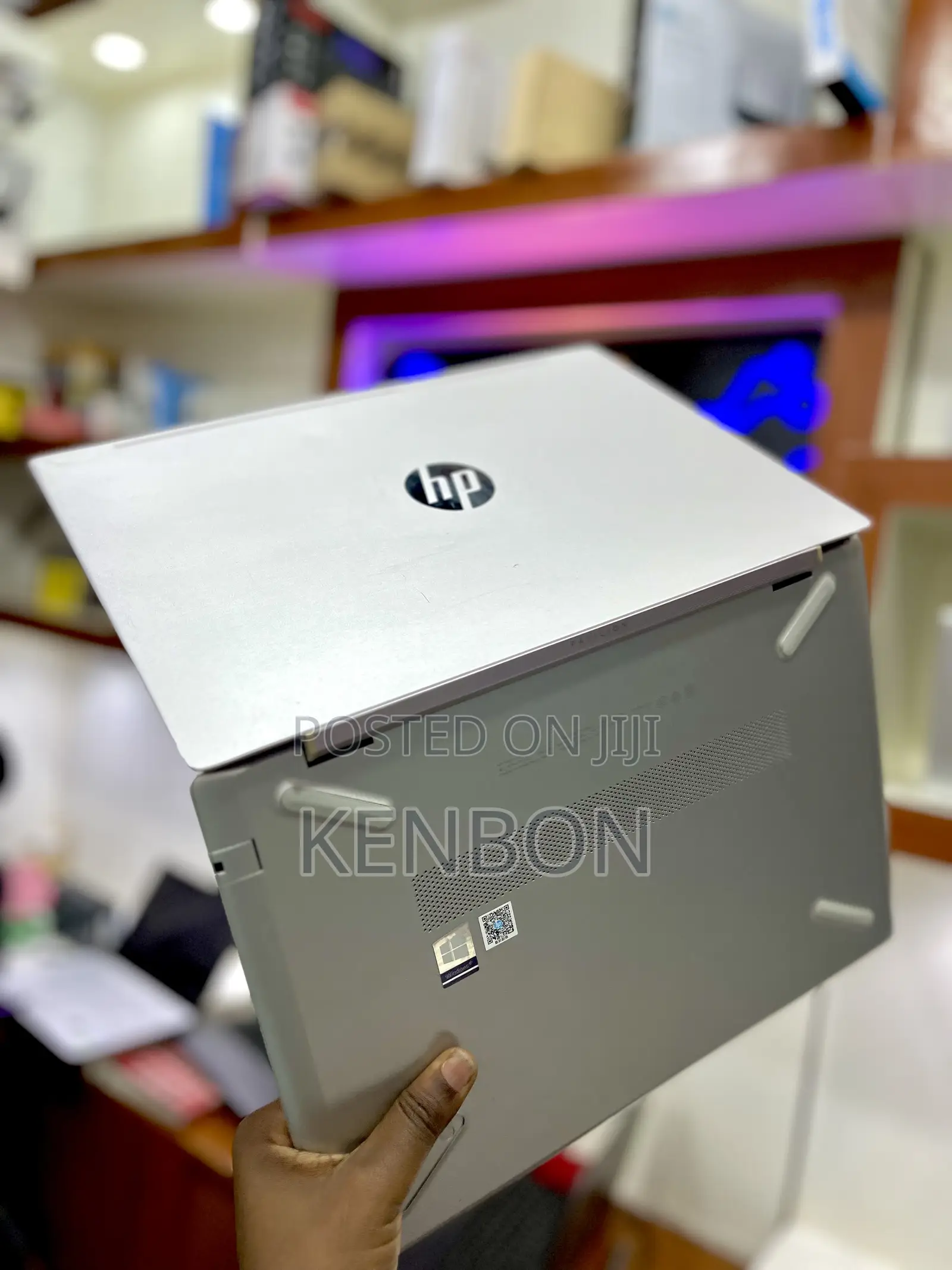 New Laptop HP Pavilion 14 8GB Intel Core i7 SSD 512GB