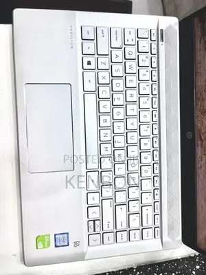 New Laptop HP Pavilion 14 8GB Intel Core i7 SSD 512GB