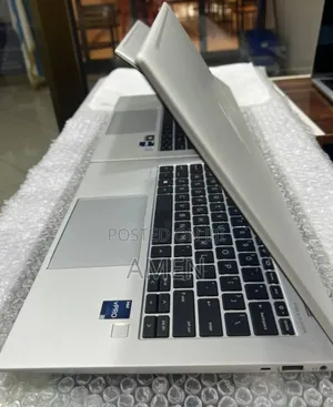 New Laptop HP EliteBook 840 G9 16GB Intel Core i5 SSD 1T