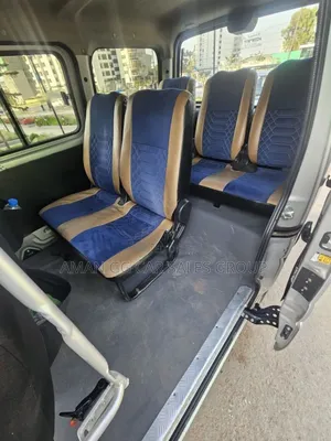 Suzuki APV Minibus 2024 Silver