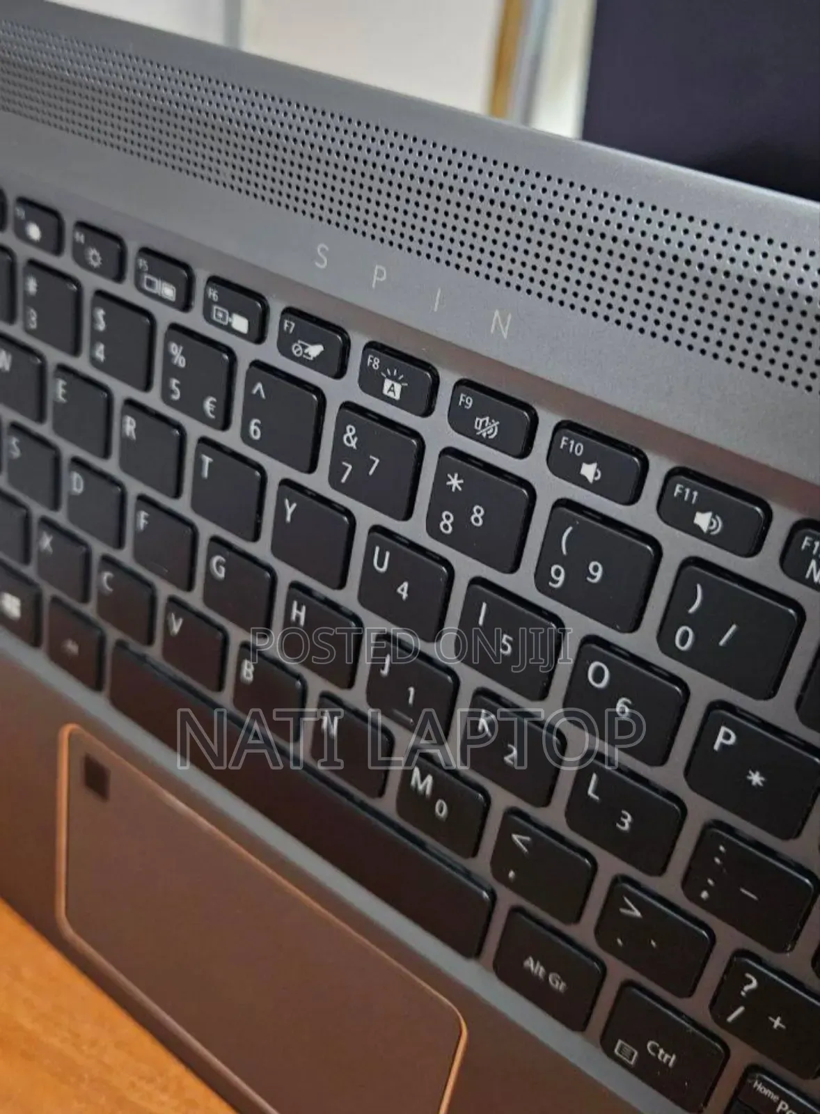 New Laptop Acer 8GB Intel Core i5 SSHD (Hybrid) 256GB