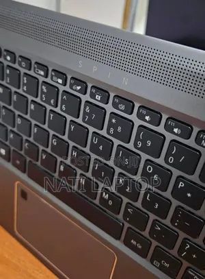 New Laptop Acer 8GB Intel Core i5 SSHD (Hybrid) 256GB