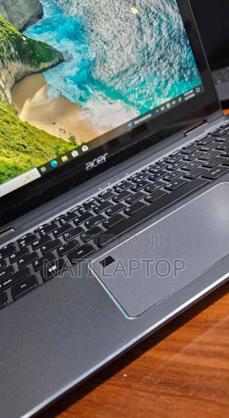 New Laptop Acer 8GB Intel Core i5 SSHD (Hybrid) 256GB