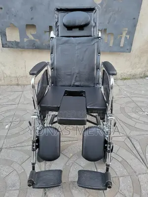 Multi-purpose/鹽pot Wheelchair凴间users Alike In Everyday Situations.