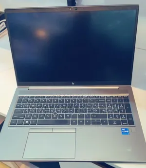 New Laptop HP ZBook Studio G8 16GB Intel Core i7 SSD 512GB