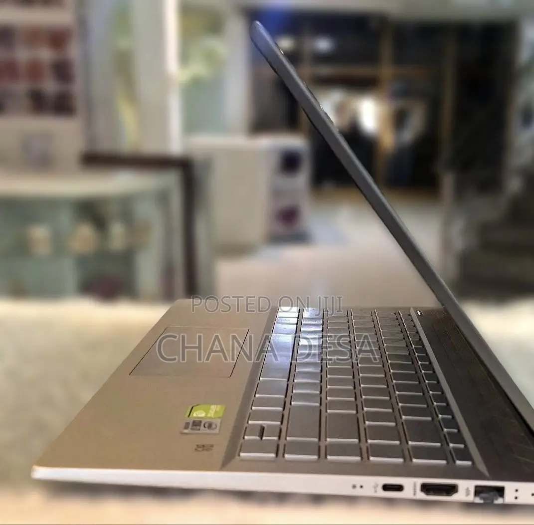 New Laptop HP 16GB Intel Core i7 SSD 512GB